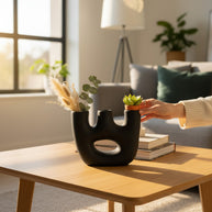 Dual Arch Vase – Matte Black