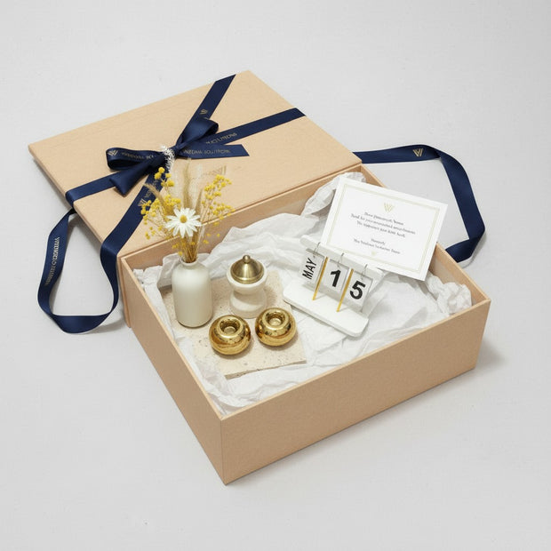 The Desk Moment — Gift Set B